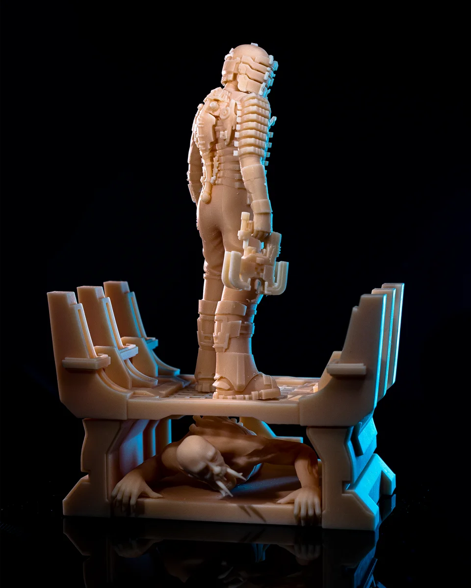 Isaac Clarke | Fan Art | 3D Printed Resin Model Garage Kit | *Un-Painted* | H3LL Creator 6