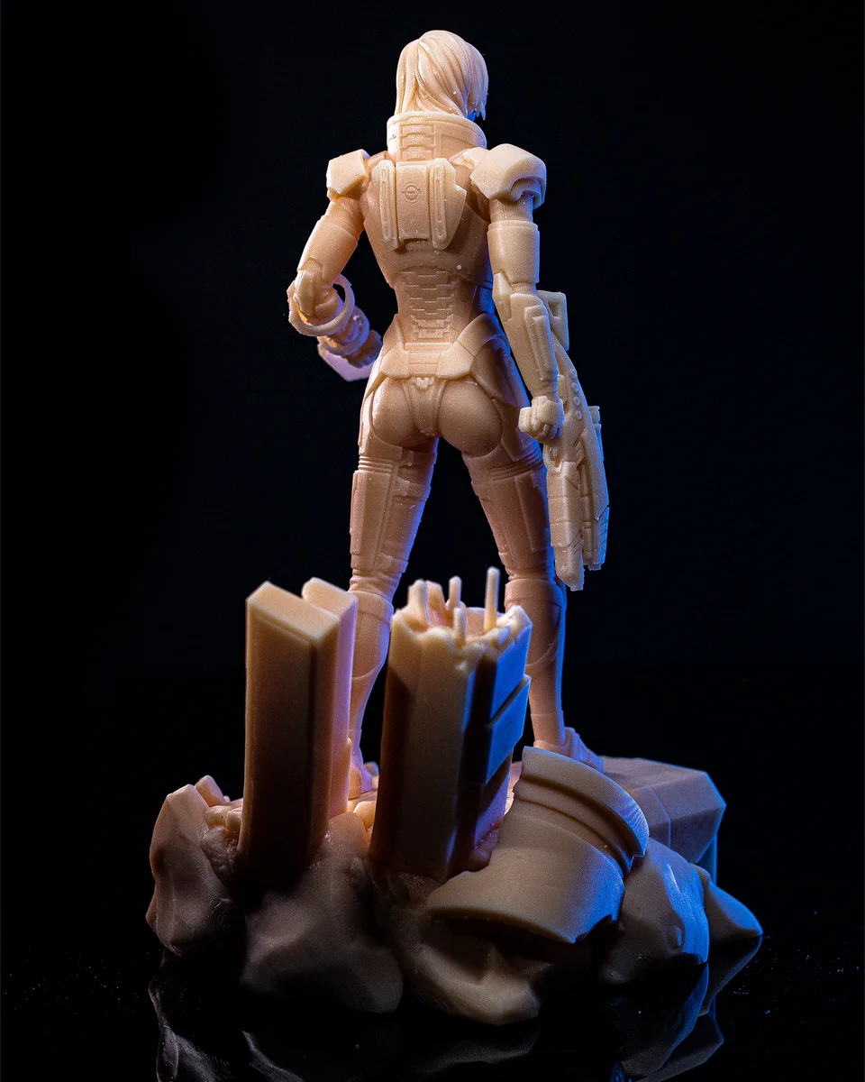 Commander Shepard Female | Fan Art | 3D Printed Resin Model Garage Kit | *Un-Painted* | H3LL Creator 6