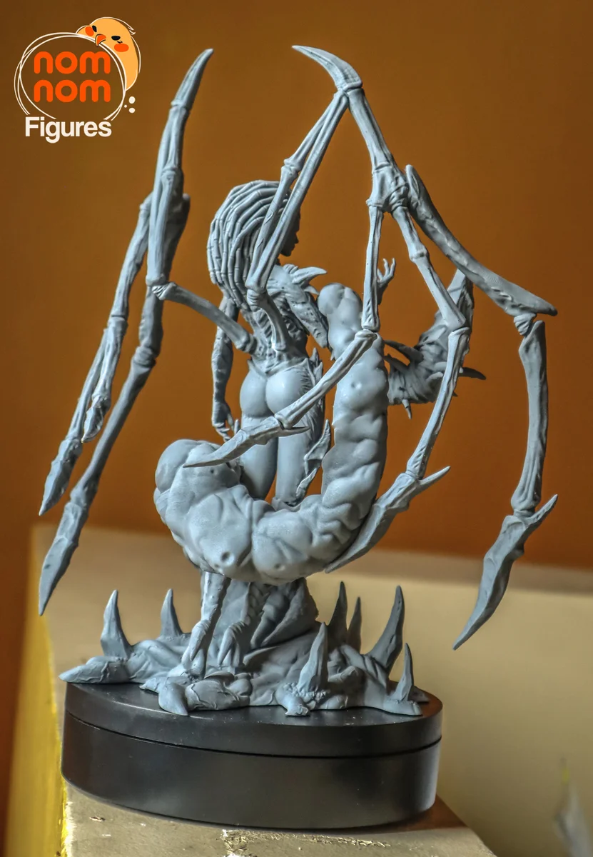 Queen of Blades | Fan Art | 3D Printed Resin Model Garage Kit | *Un-Painted* | Nomnom 5